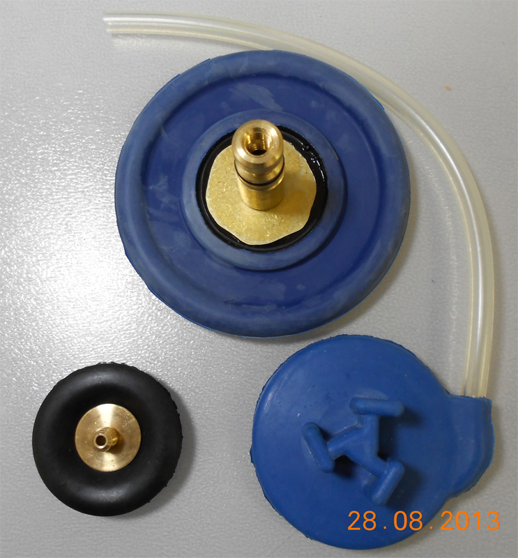 Комплект мембран для сепаратора Dry Microvac вакуумной системы стоматологической установки Planmeca Compact, 3 штуки в комплекте.